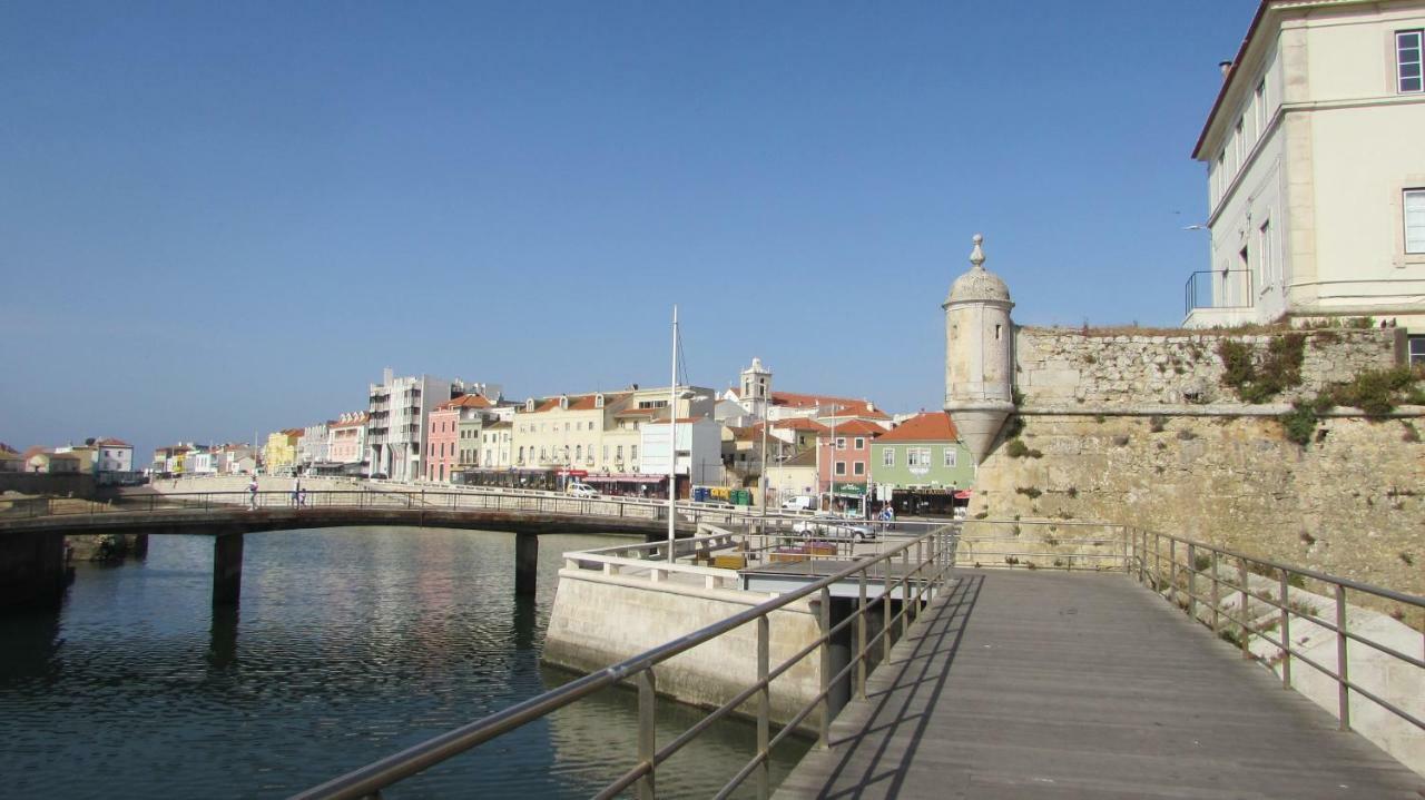Rimavier Residence Peniche Esterno foto
